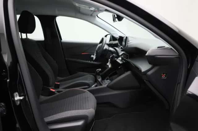 Peugeot 208 (2022) thumbnail 28