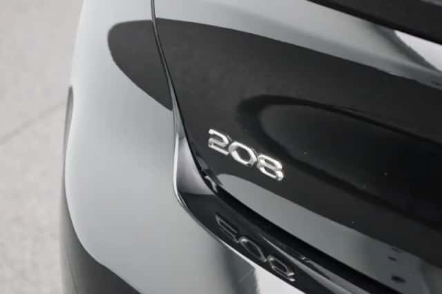 Peugeot 208 (2022) thumbnail 33
