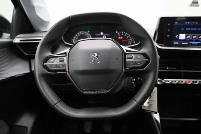 Peugeot 208 (2022) thumbnail 7