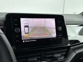Volkswagen T-Roc thumbnail 11