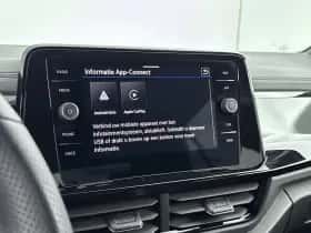 Volkswagen T-Roc thumbnail 12