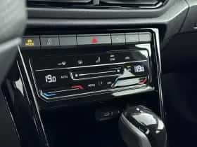 Volkswagen T-Roc thumbnail 19