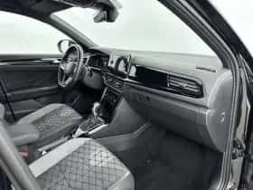 Volkswagen T-Roc thumbnail 24