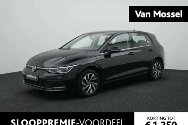 Volkswagen Golf (2023)