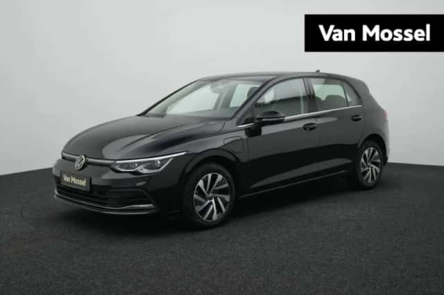 Volkswagen Golf (2023) thumbnail 11