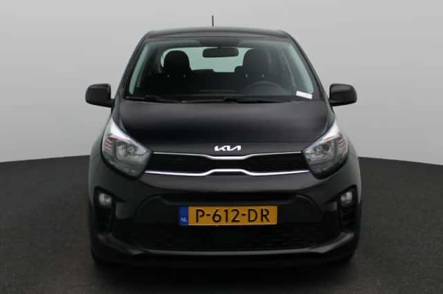 Kia Picanto (2022) thumbnail 3