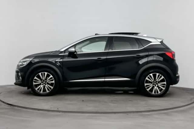 Renault Captur (2021) thumbnail 2