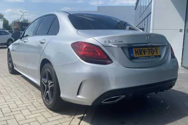 Mercedes-Benz C-Klasse (2020) thumbnail 3