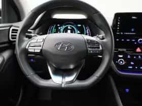 Hyundai Ioniq (2021) thumbnail 7