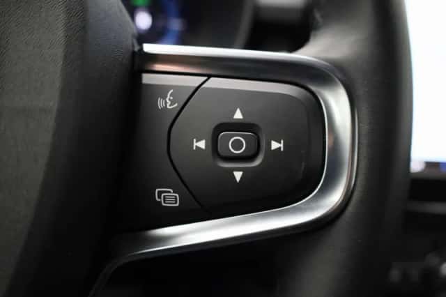 Volvo XC40 (2023) thumbnail 18