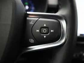 Volvo XC40 (2023) thumbnail 18