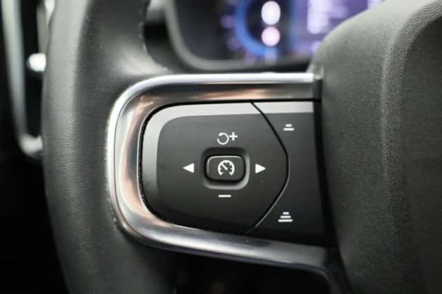 Volvo XC40 (2023) thumbnail 20