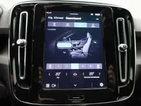 Volvo XC40 (2023) thumbnail 23