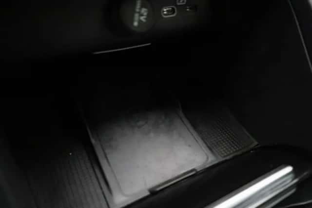 Volvo XC40 (2023) thumbnail 24