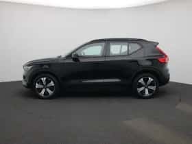 Volvo XC40 (2023) thumbnail 4