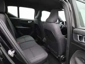 Volvo XC40 (2023) thumbnail 36