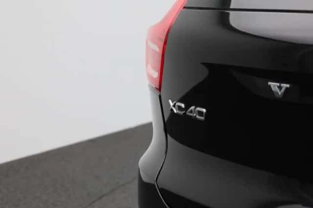 Volvo XC40 (2023) thumbnail 41