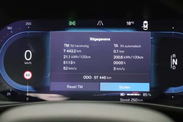 Volvo XC40 (2023) thumbnail 8