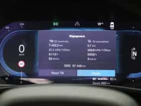 Volvo XC40 (2023) thumbnail 8