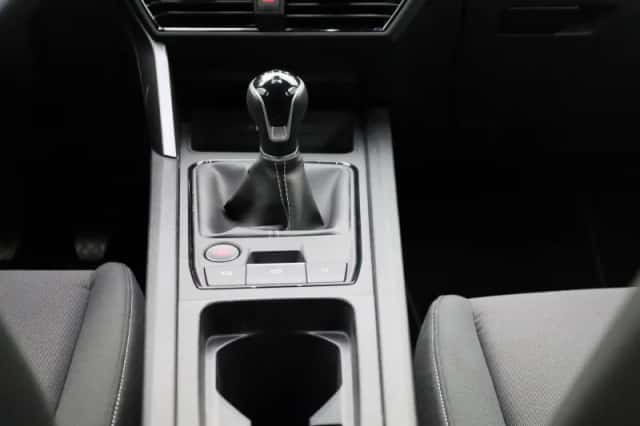 SEAT Leon (2023) thumbnail 10