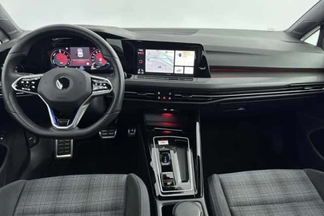 Volkswagen Golf (2023) thumbnail 16