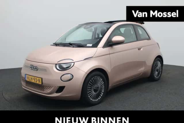 Fiat 500 (2022) thumbnail 1
