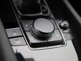 Mazda 3 thumbnail 19