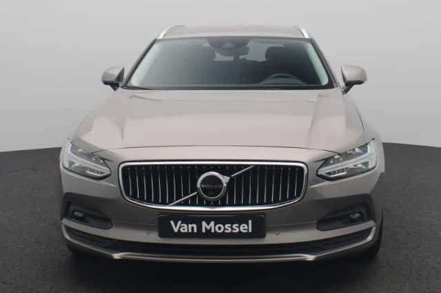 Volvo V90 (2022) thumbnail 3