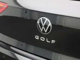 Volkswagen Golf (2022) thumbnail 44