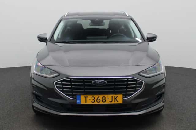 Ford Focus (2023) thumbnail 3