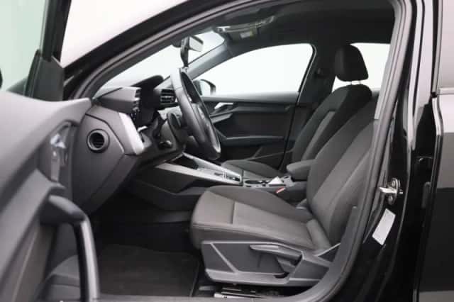 Audi A3 (2022) thumbnail 11