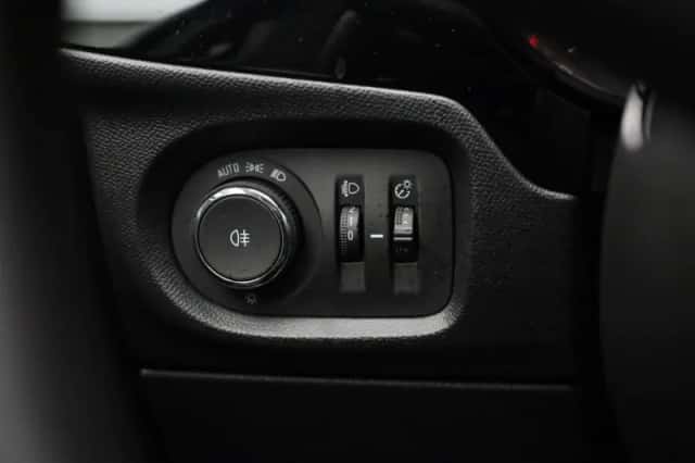 Opel Corsa (2020) thumbnail 20
