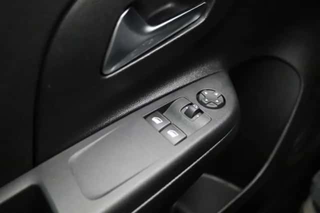 Opel Corsa (2020) thumbnail 21