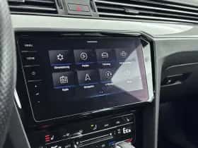 Volkswagen Passat thumbnail 12