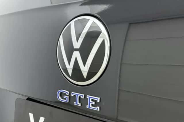 Volkswagen Passat (2023) thumbnail 14