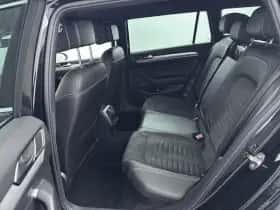Volkswagen Passat thumbnail 26