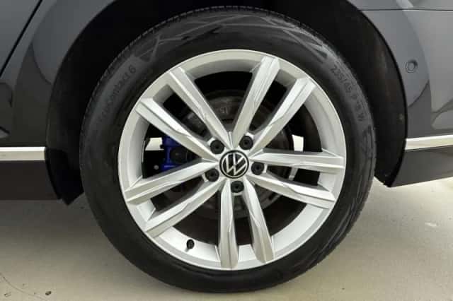 Volkswagen Passat (2023) thumbnail 28