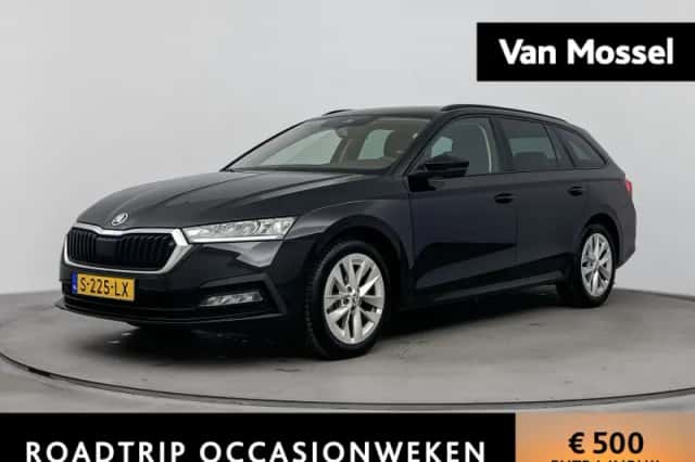 Škoda Octavia (2023) thumbnail 1
