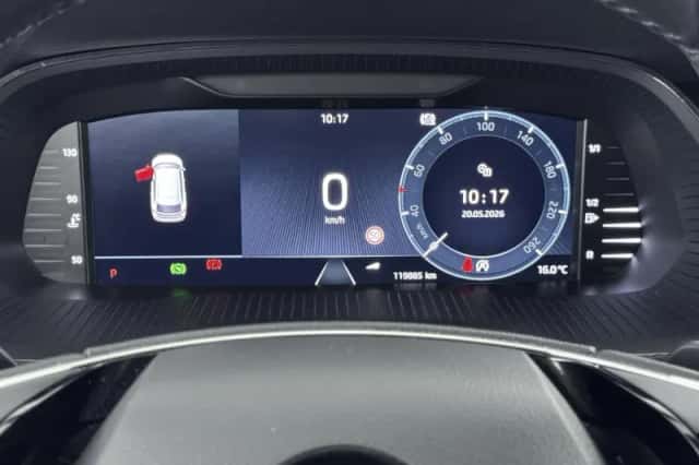 Škoda Octavia (2023) thumbnail 9