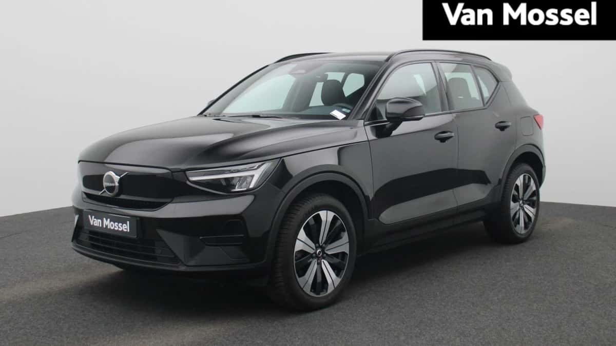 Volvo XC40 (2023) — foto 1