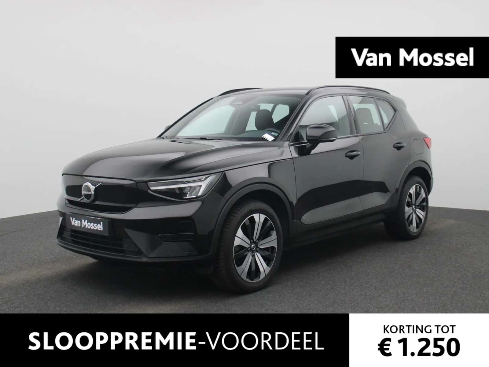 Volvo XC40 (2023) — foto 1