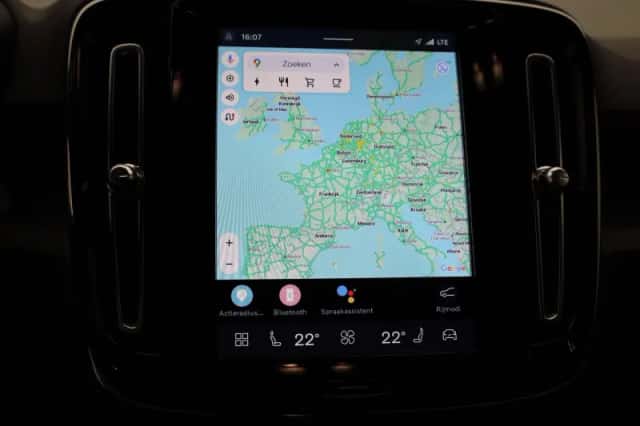 Volvo XC40 (2023) thumbnail 16