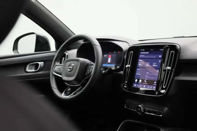 Volvo XC40 (2023) thumbnail 34