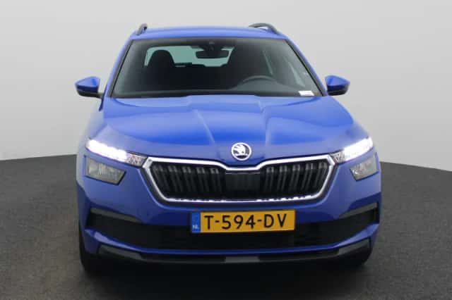 Škoda Kamiq (2023) thumbnail 3