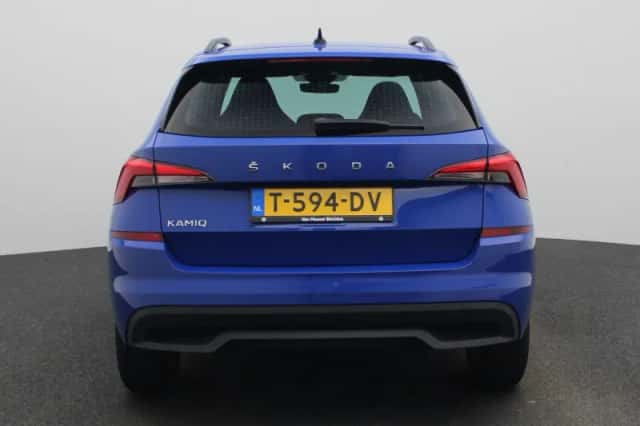 Škoda Kamiq (2023) thumbnail 5