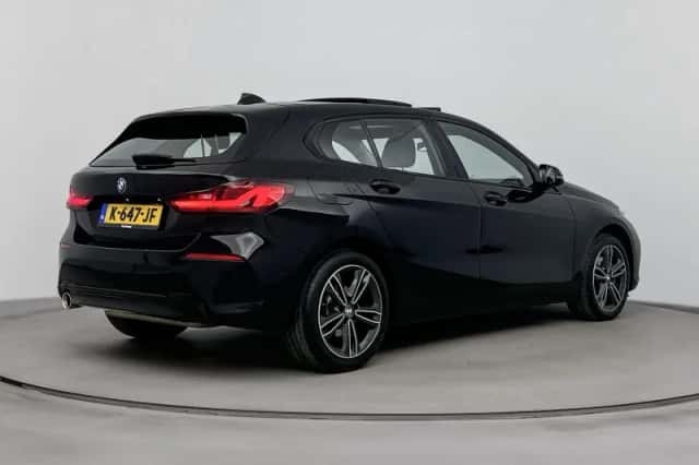 BMW 1-Serie (2021) thumbnail 4
