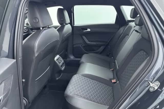 SEAT Leon (2023) thumbnail 26