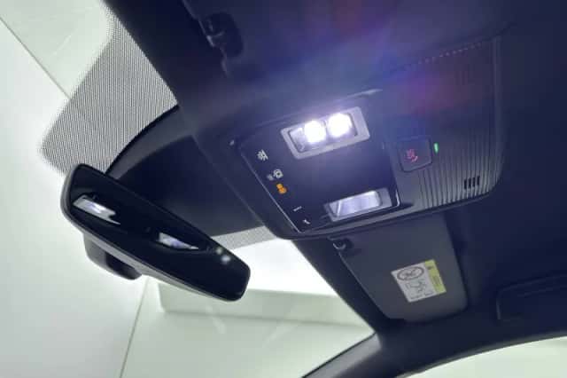 SEAT Leon (2023) thumbnail 10