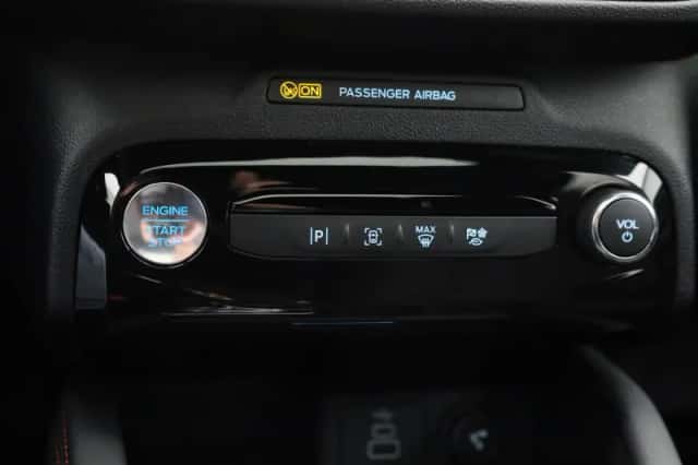 Ford Kuga (2025) thumbnail 17