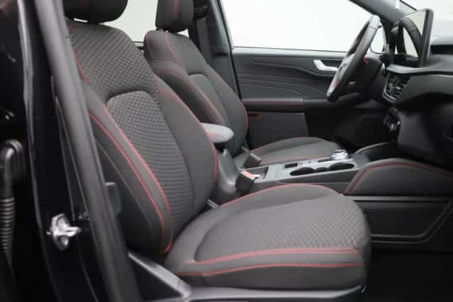 Ford Kuga (2025) thumbnail 32